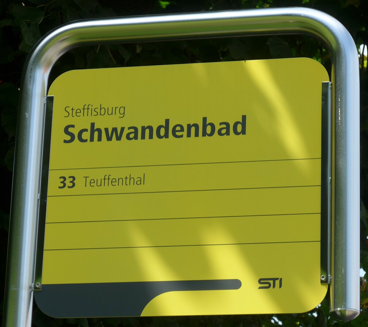 (153'725) - STI-Haltestellenschild - Steffisburg, Schwandenbad - am 10. August 2014