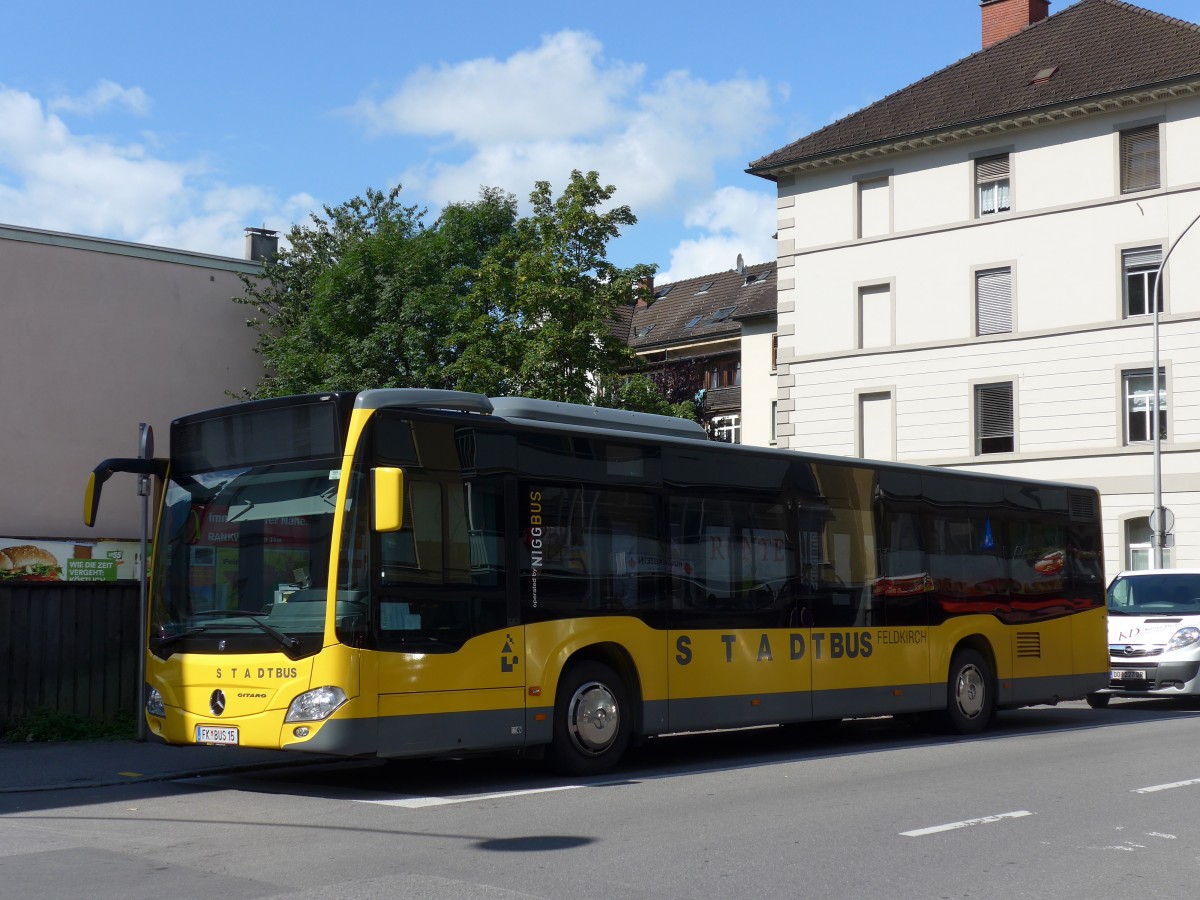 (154'290) - Stadtbus, Feldkirch - FK BUS 15 - Mercedes am 21. August 2014 beim Bahnhof Feldkirch