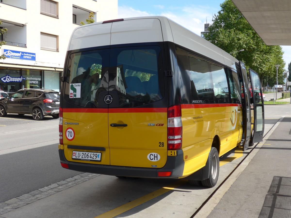 (154'630) - Hfliger, Sursee - Nr. 28/LU 206'429 - Mercedes am 30. August 2014 beim Bahnhof Sursee