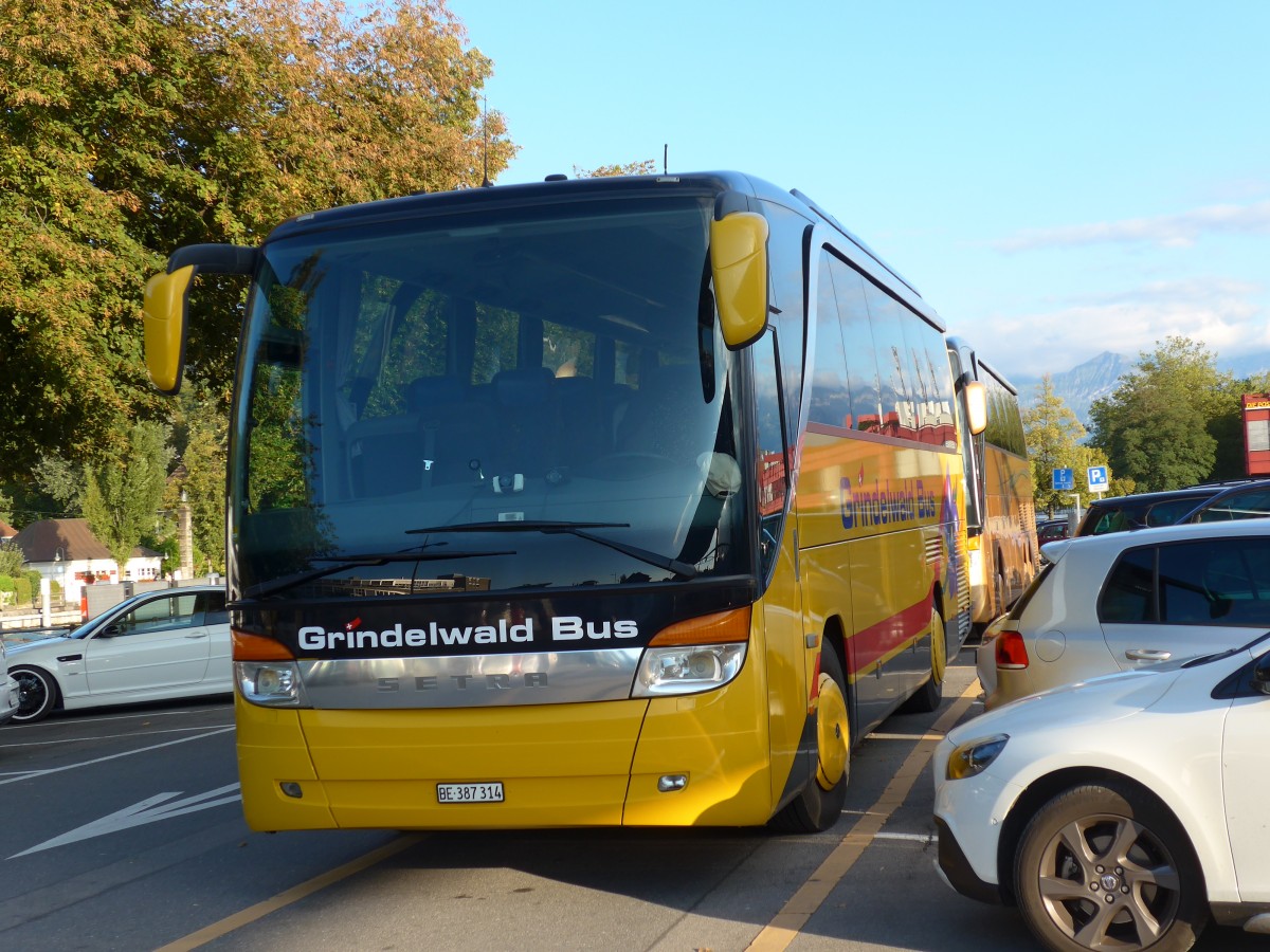 (154'869) - AVG Grindelwald - Nr. 32/BE 387'314 - Setra (ex Dr. Richard, A-Wien) am 2. September 2014 in Thun, CarTerminal