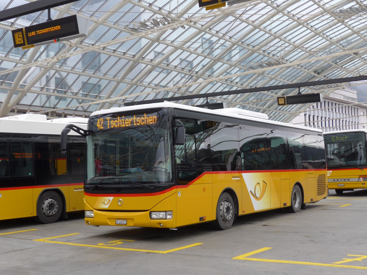 (155'142) - PostAuto Graubnden - GR 168'877 - Irisbus am 13. September 2014 in Chur, Postautostation