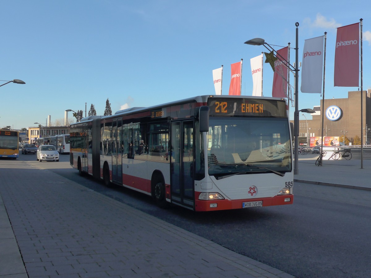 (156'582) - WVG Wolfsburg - Nr. 585/WOB-VG 85 - Mercedes am 17. November 2014 beim Hauptbahnhof Wolfsburg