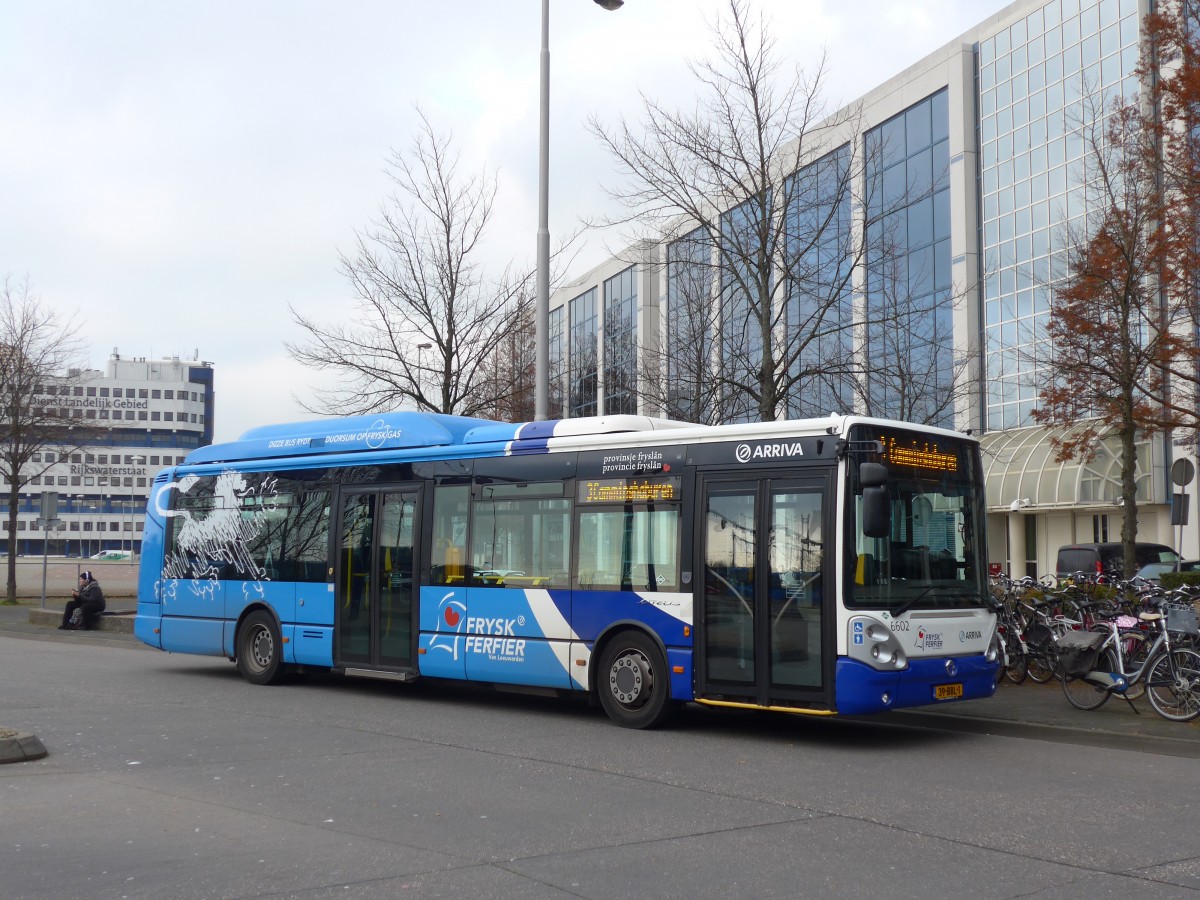 (156'771) - ARRIVA - Nr. 6602/39-BBL-1 - Irisbus am 19. November 2014 beim Bahnhof Leeuwarden