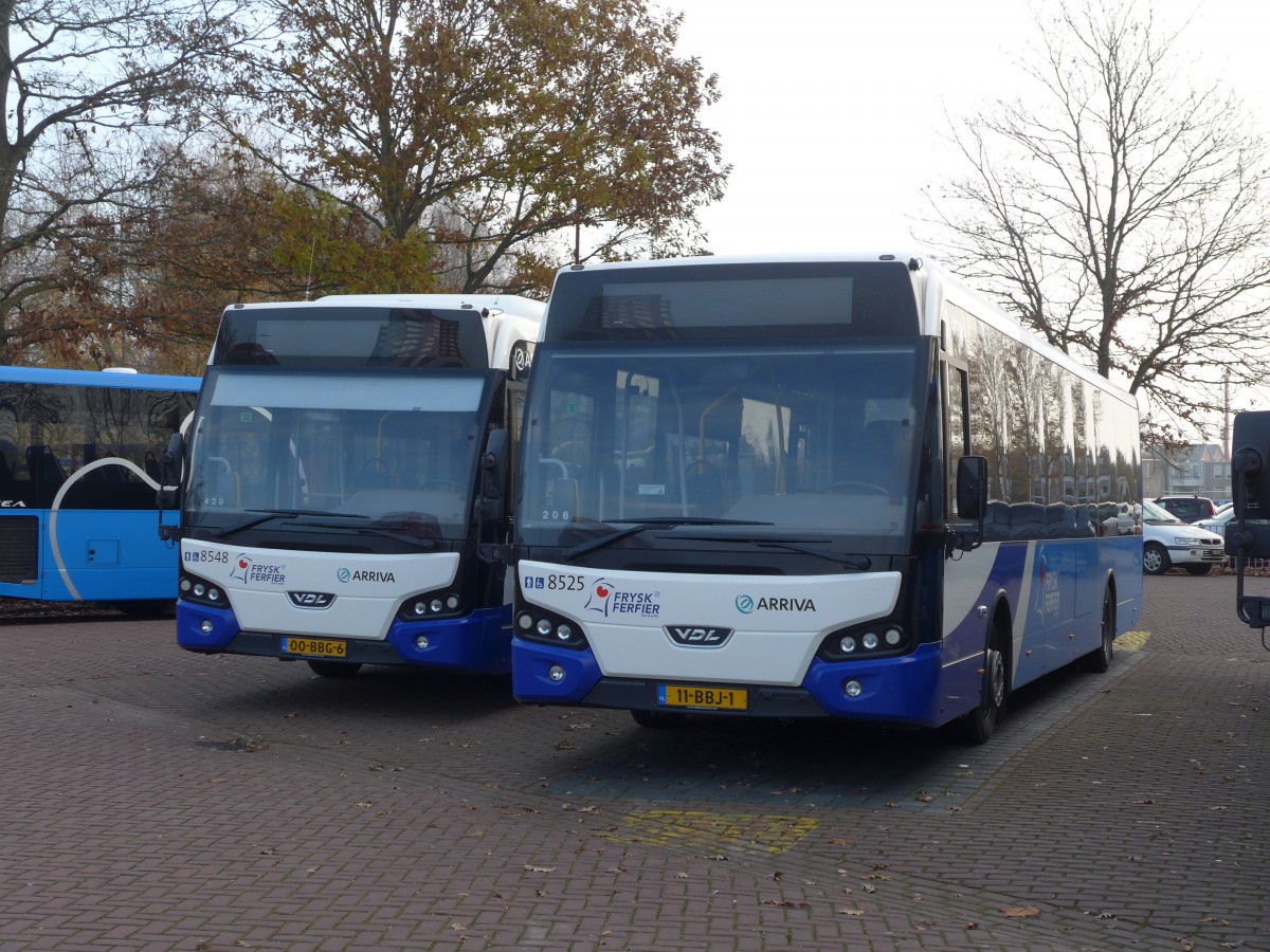 (156'977) - ARRIVA - Nr. 8525/11-BBJ-1 - VDL am 20. November 2014 beim Bahnhof Hoogeveen