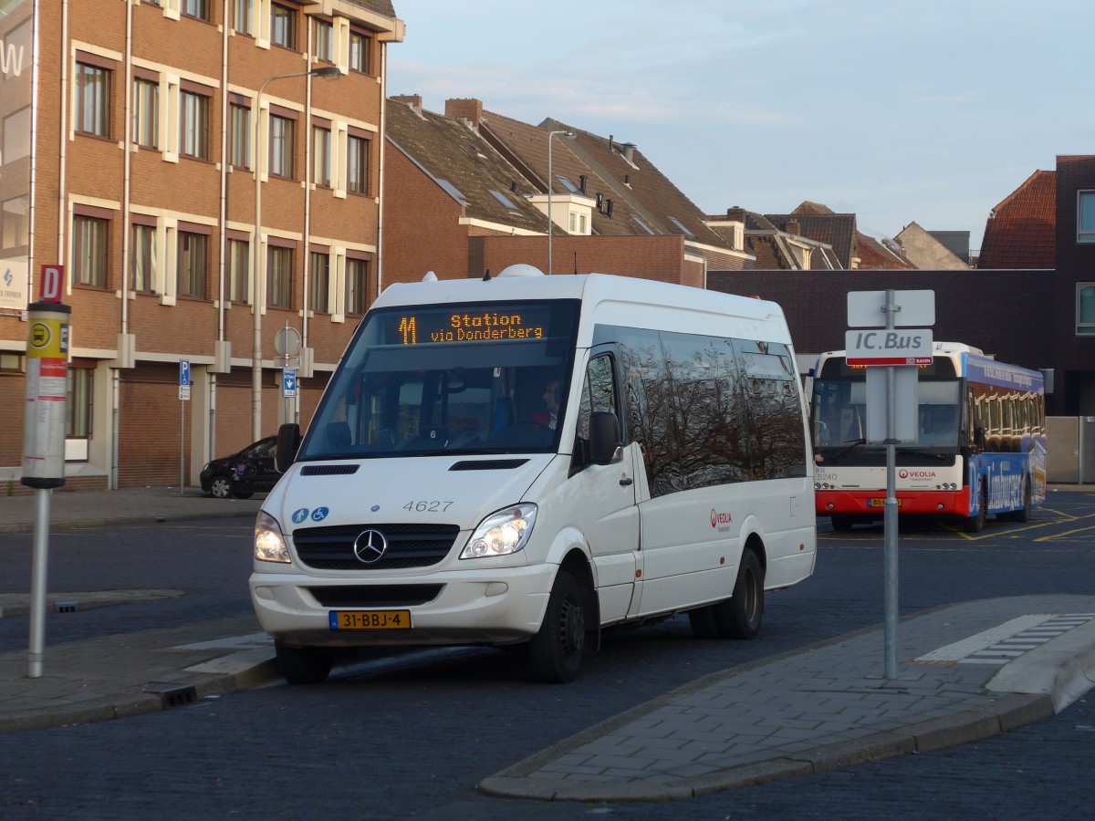 (157'289) - VEOLIA - Nr. 4627/31-BBJ-4 - Mercedes am 22. November 2014 beim Bahnhof Roermond