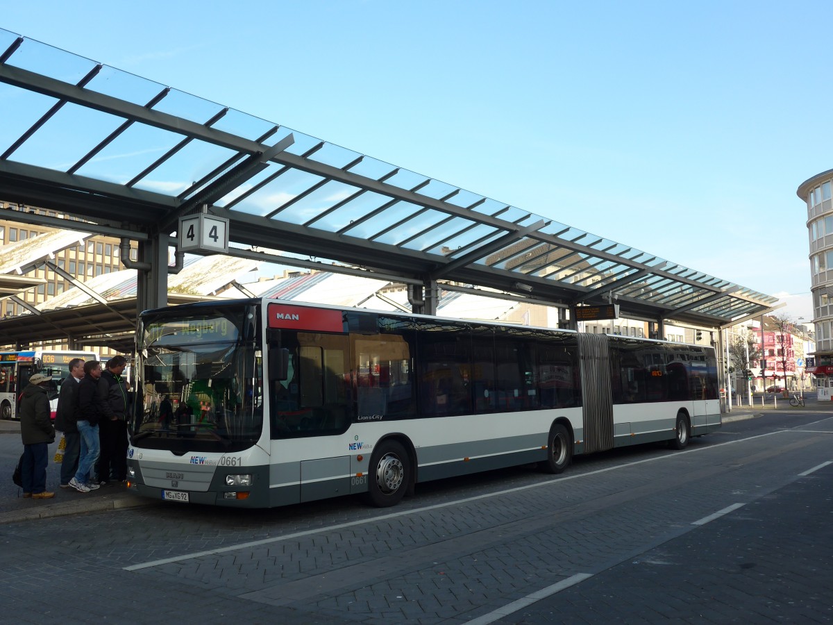 (157'325) - MBus, Mnchengladbach - Nr. 661/MG-XG 92 - MAN am 22. November 2014 beim Hauptbahnhof Mnchengladbach