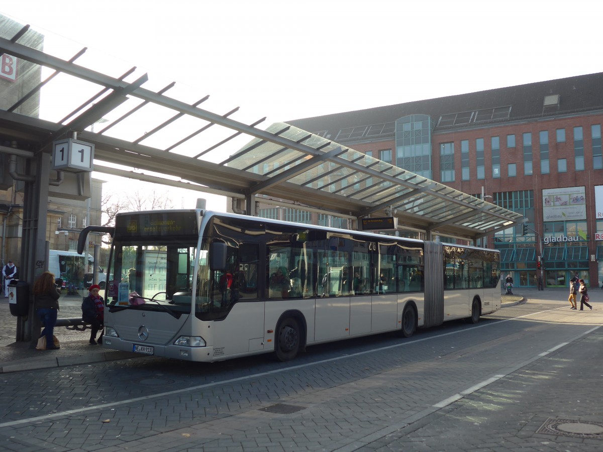 (157'326) - Hillmann, Dormagen - NE-KH 9130 - Mercedes am 22. November 2014 beim Hauptbahnhof Mnchengladbach