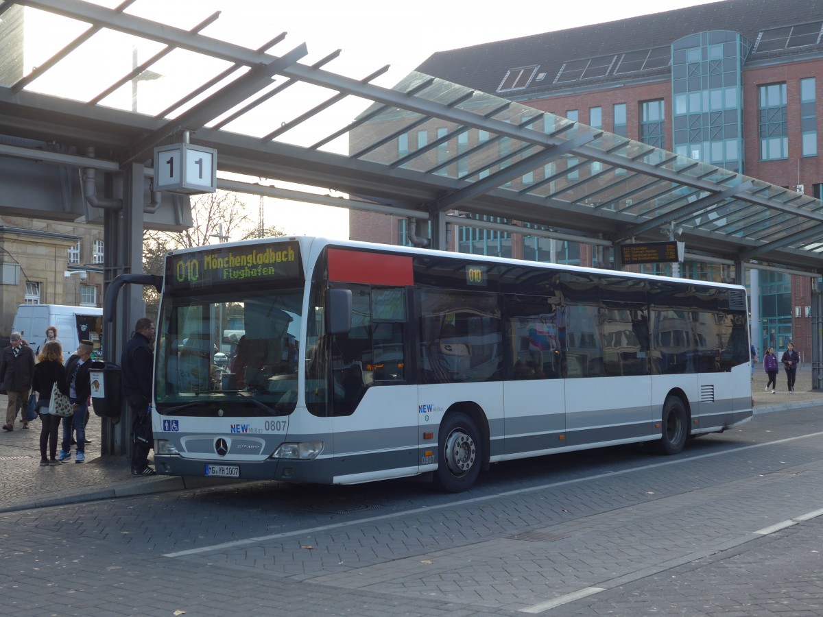(157'333) - MBus, Mnchengladbach - Nr. 807/MG-YH 1007 - Mercedes am 22. November 2014 beim Hauptbahnhof Mnchengladbach