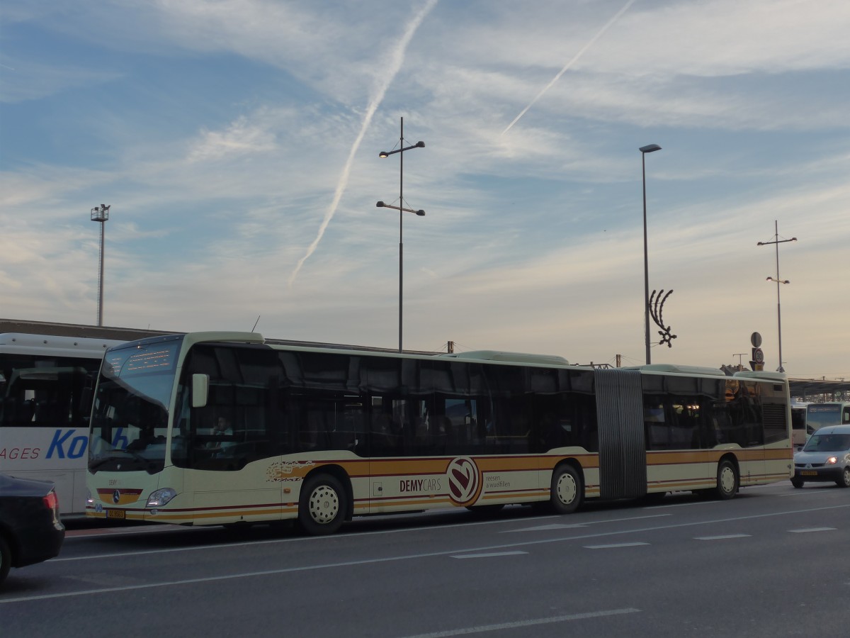 (157'419) - Demy Cars, Keispelt - DC 9563 - Mercedes am 22. November 2014 beim Bahnhof Luxembourg