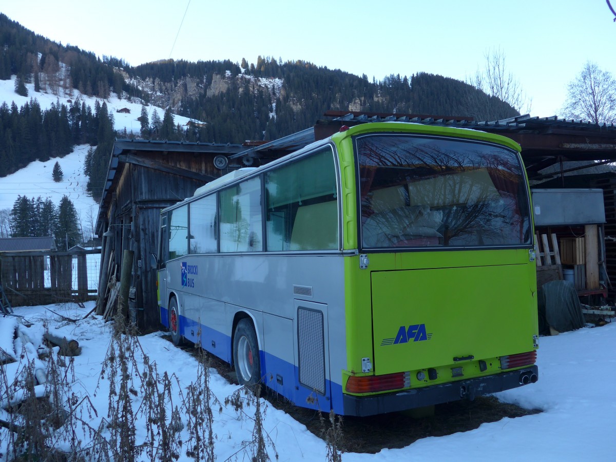 (158'236) - Brocki-Bus, Matten - Mercedes/Vetter (ex AFA Adelboden Nr. 57; ex Gobeli, Lenk; ex AVG Grindelwald Nr. 16; ex Danzas, Lugano) am 5. Januar 2015 in Matten, Hauptstrasse
