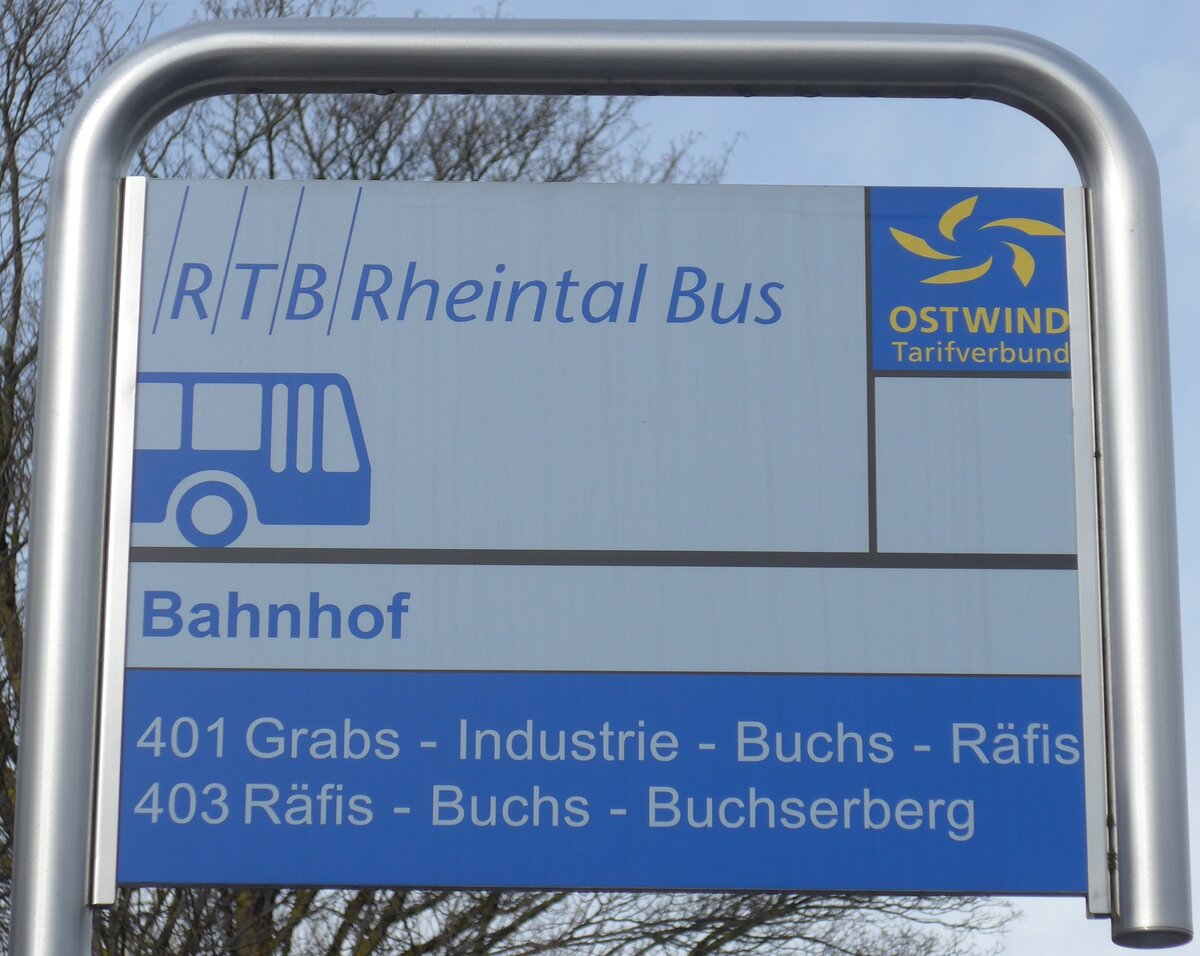 (158'542) - RTB-Haltestellenschild - Buchs, Bahnhof - am 1. Februar 2015