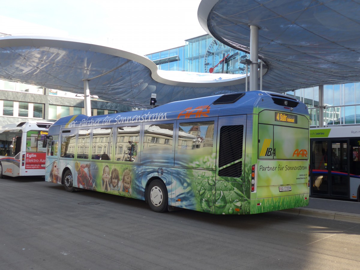 (158'610) - AAR bus+bahn, Aarau - Nr. 55/AG 17'355 - Volvo am 4. Februar 2015 beim Bahnhof Aarau