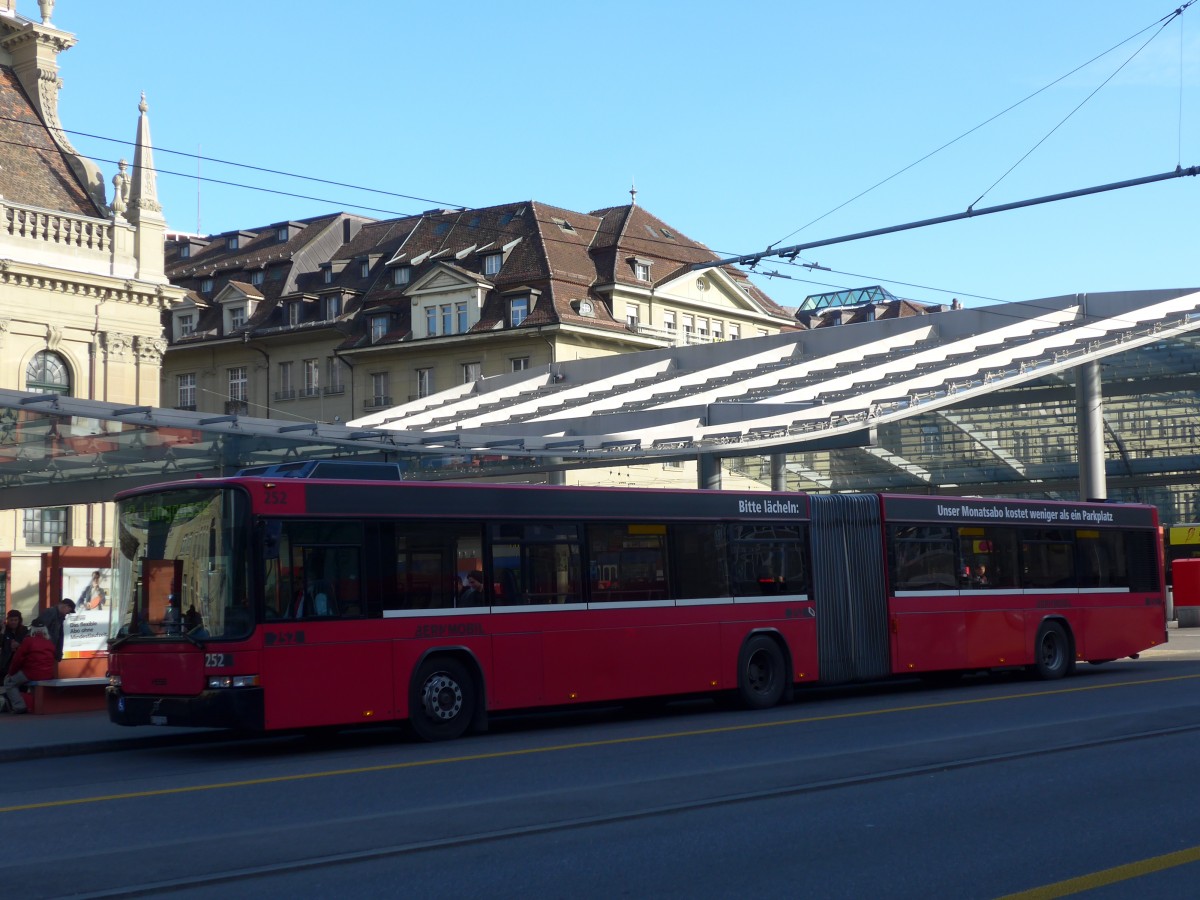 (159'050) - Bernmobil, Bern - Nr. 252/BE 572'252 - Volvo/Hess am 9. Mrz 2015 beim Bahnhof Bern