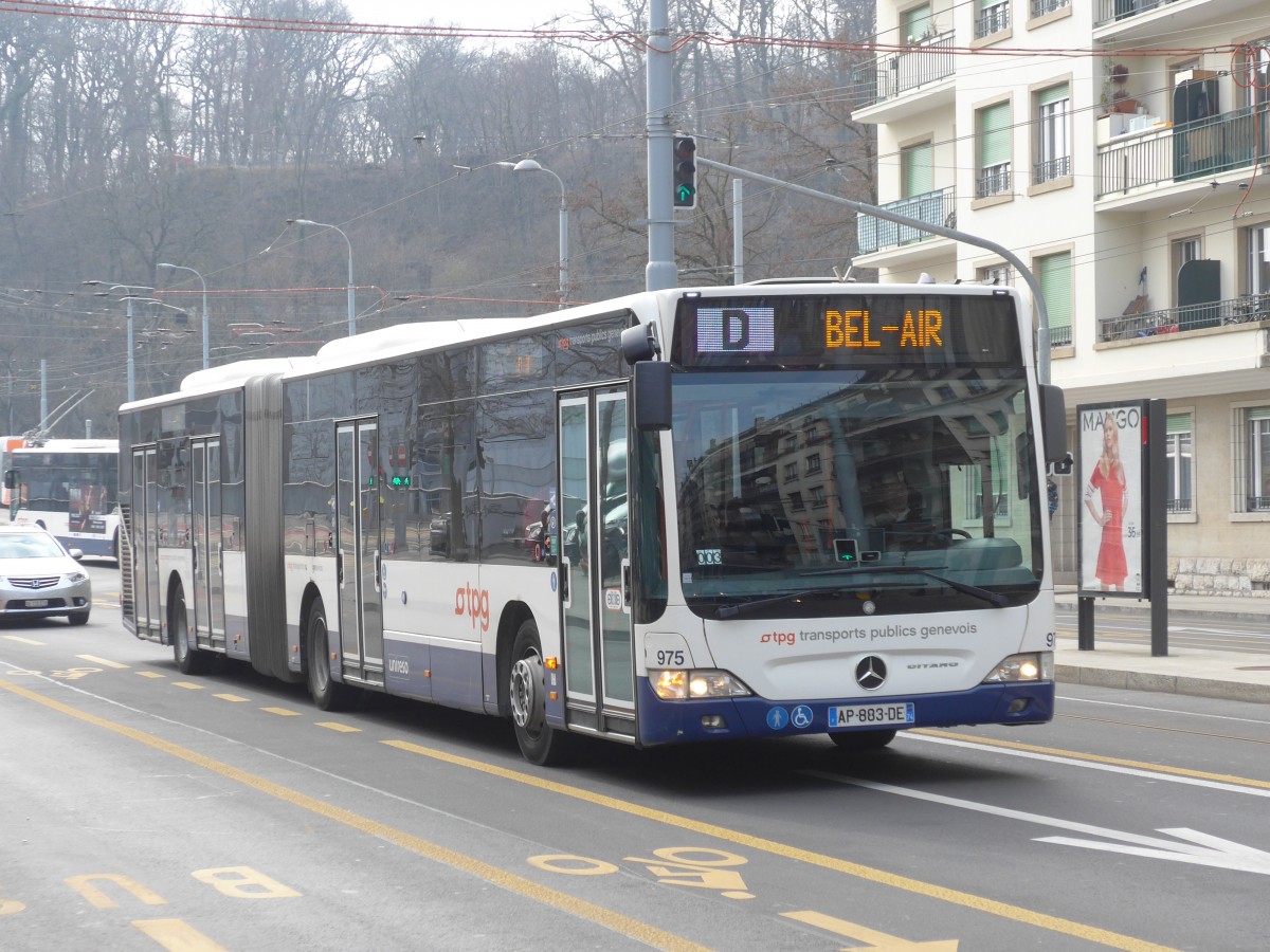 (159'120) - Aus Frankreich: Gem'Bus, St-Julien-en-Genevois - Nr. 975/AP 883 DE - Mercedes am 14. Mrz 2015 in Genve, Jonction