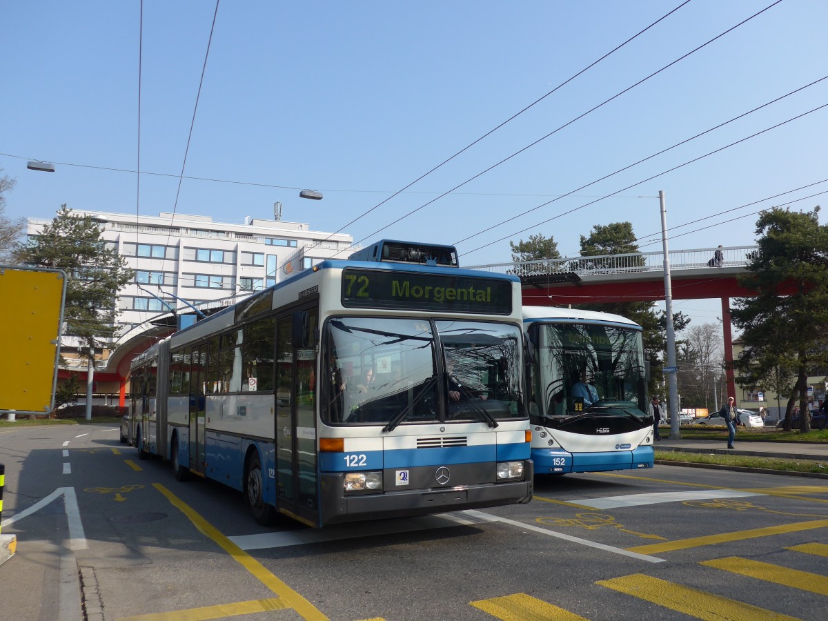 (159'375) - VBZ Zrich - Nr. 122 - Mercedes Gelenktrolleybus am 19. Mrz 2015 in Zrich, Bucheggplatz