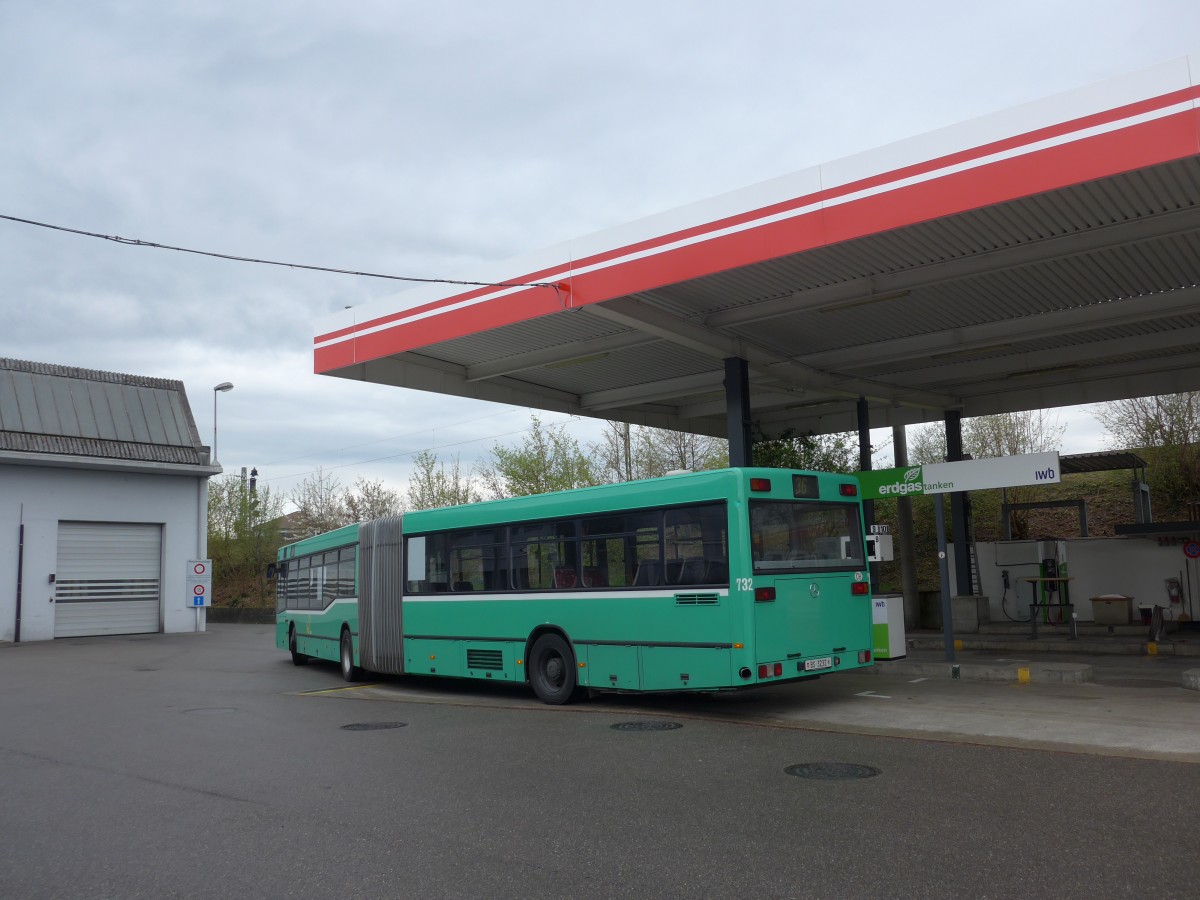 (159'772) - BVB Basel - Nr. 732/BS 3232 - Mercedes (ex VAG Freiburg/D Nr. 928) am 11. April 2015 in Basel, Garage Rankstrasse