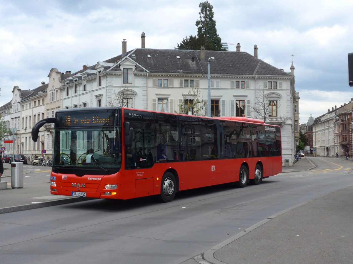 (159'896) - Aus Deutschland: SBG Freiburg - FR-JS 451 - MAN am 11. April 2015 in Basel, Wettsteinplatz