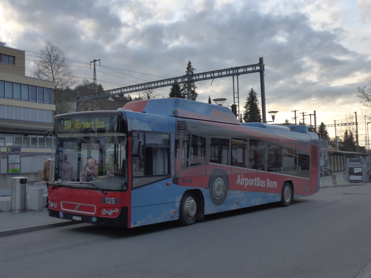 (159'899) - Bernmobil, Bern - Nr. 125/BE 624'125 - Volvo am 11. April 2015 beim Bahnhof Belp