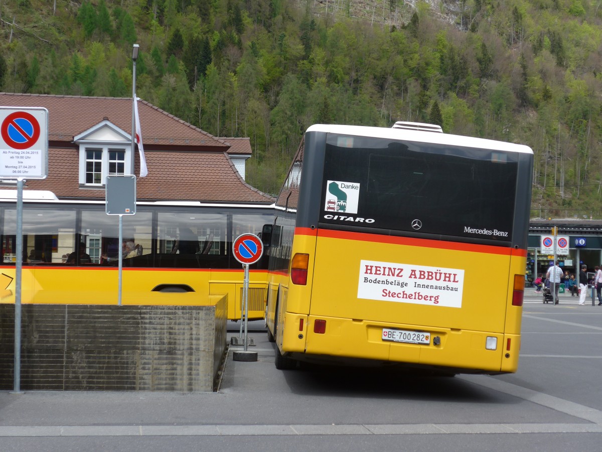 (160'087) - PostAuto Bern - BE 700'282 - Mercedes (ex Schmocker, Stechelberg Nr. 3) am 26. April 2015 beim Bahnhof Interlaken Ost