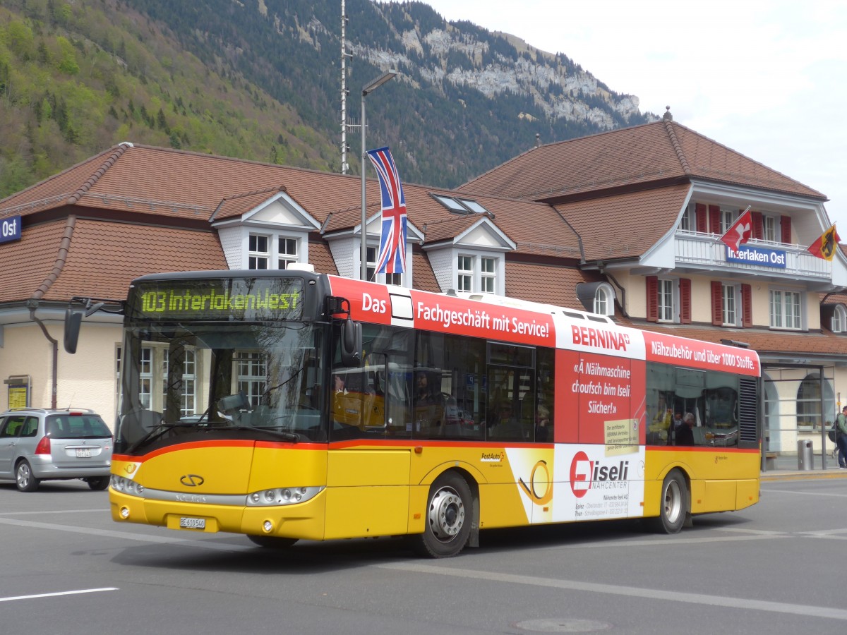 (160'101) - PostAuto Bern - BE 610'540 - Solaris am 26. April 2015 beim Bahnhof Interlaken Ost