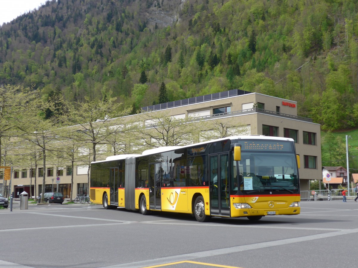 (160'104) - AVA Aarberg - Nr. 10/BE 666'083 - Mercedes am 26. April 2015 beim Bahnhof Interlaken Ost