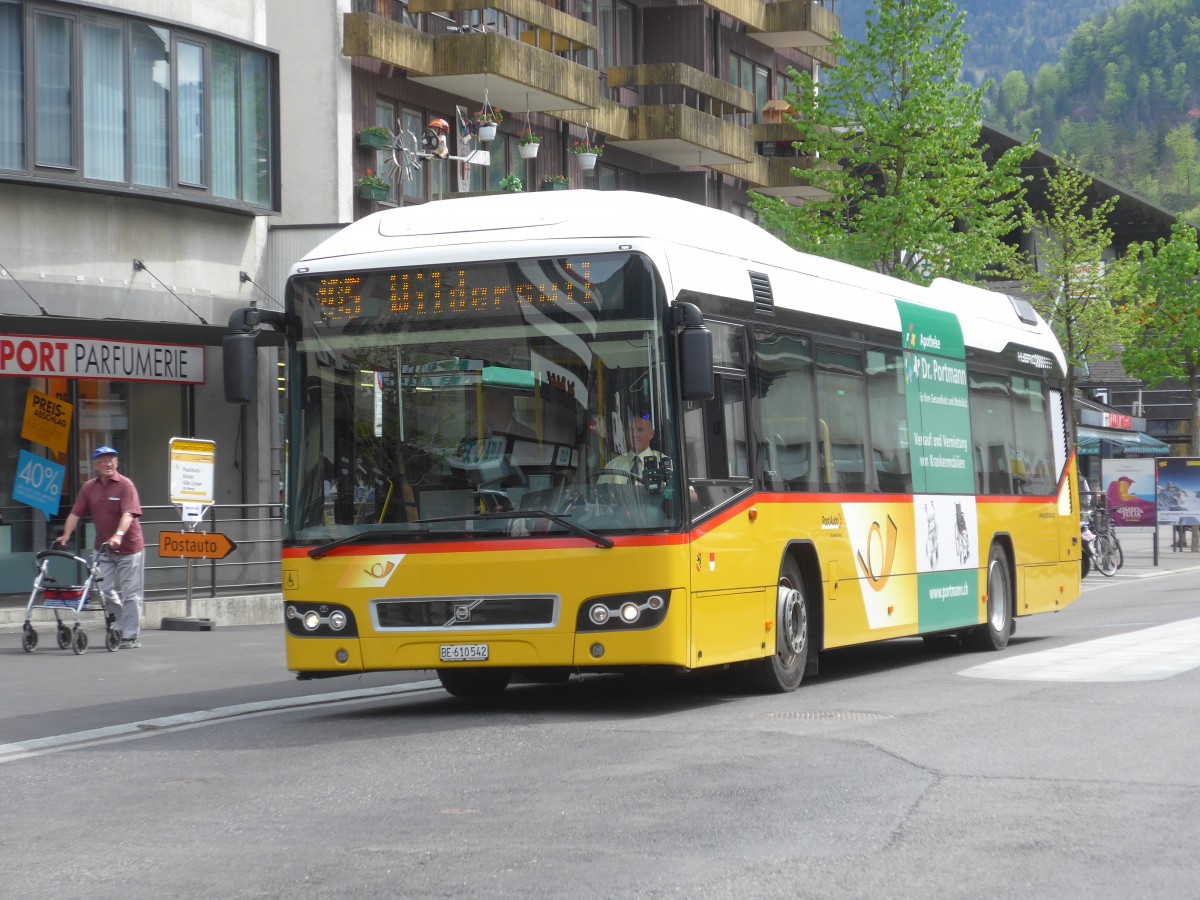 (160'125) - PostAuto Bern - BE 610'542 - Volvo am 26. April 2015 beim Bahnhof Interlaken West