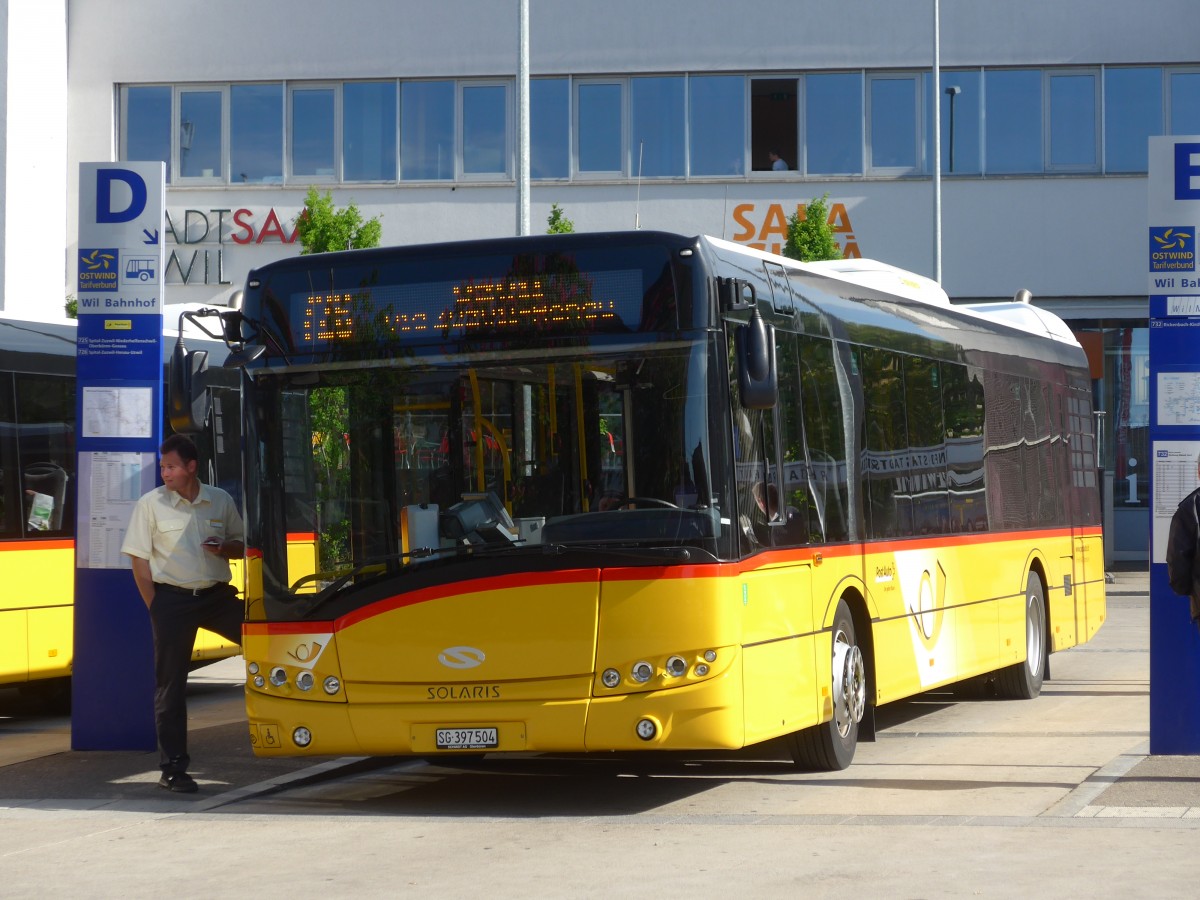 (160'176) - Schmidt, Oberbren - SG 397'504 - Solaris am 8. Mai 2015 beim Bahnhof Wil