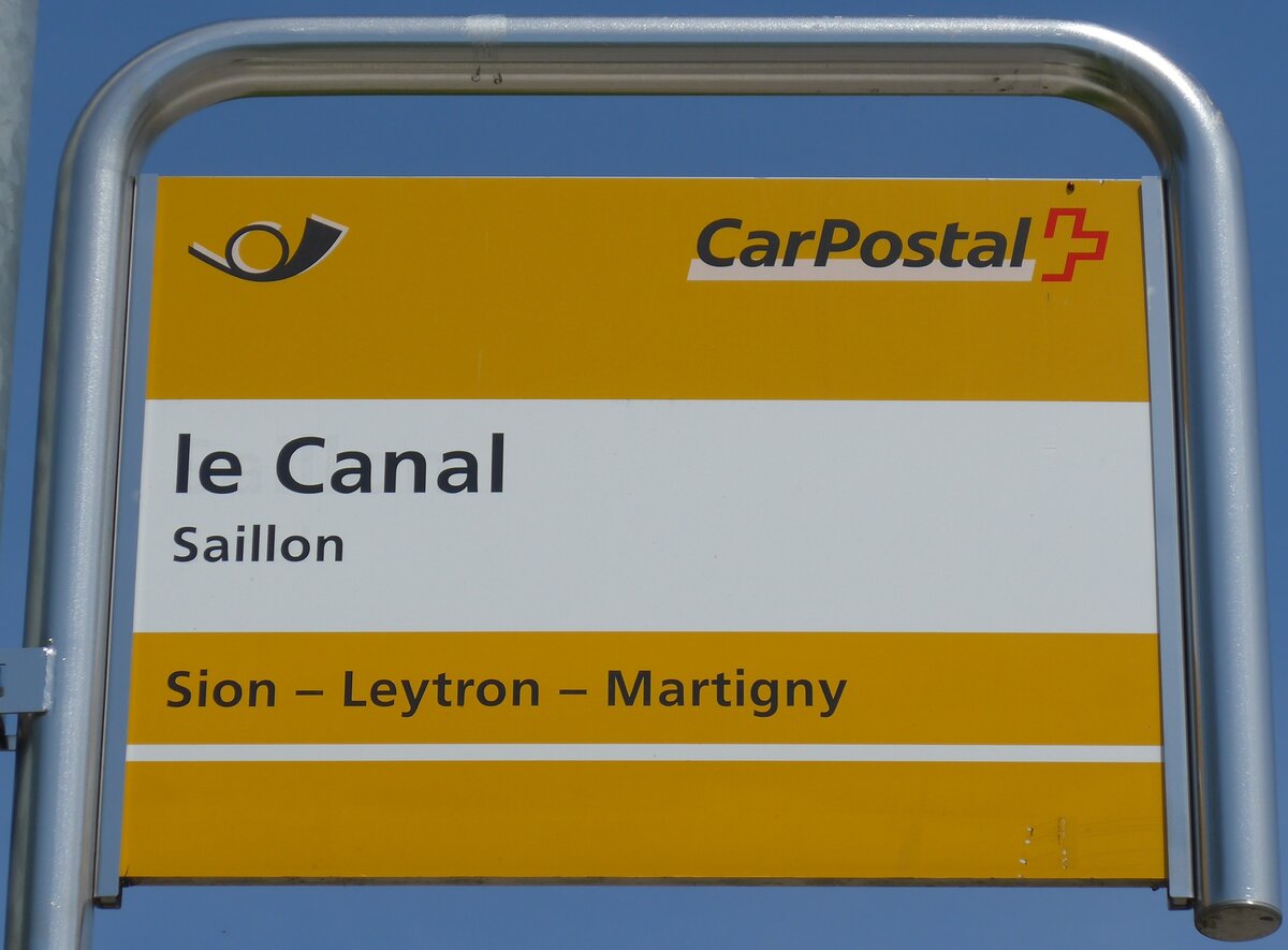 (160'435) - PostAuto-Haltestellenschild - Saillon, le Canal - am 10. Mai 2015