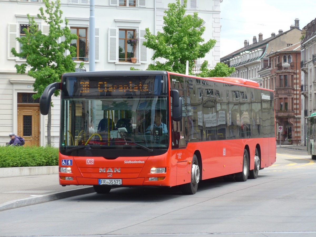 (160'541) - Aus Deutschland: SBG Freiburg - FR-JS 571 - MAN am 17. Mai 2015 in Basel, Wettsteinplatz