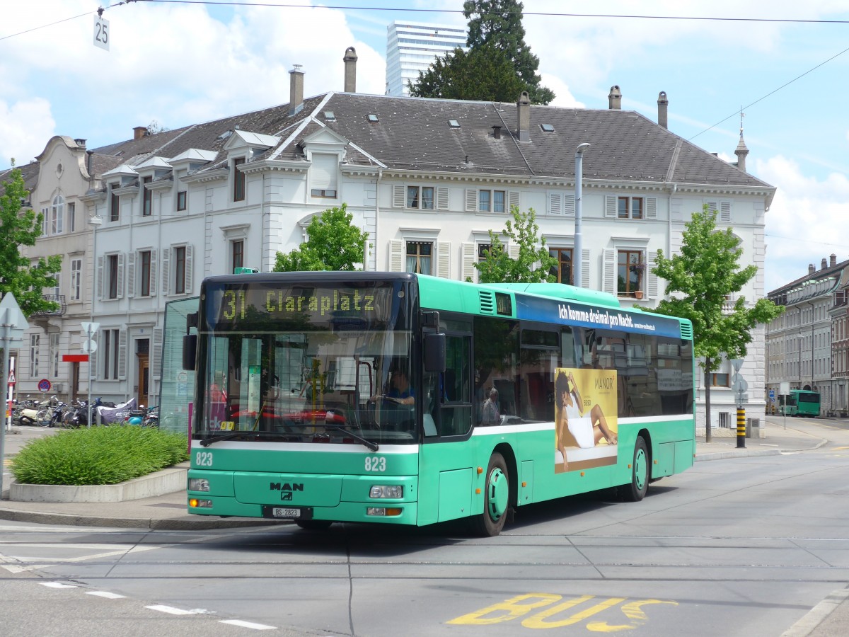 (160'545) - BVB Basel - Nr. 823/BS 2823 - MAN am 17. Mai 2015 in Basel, Wettsteinplatz