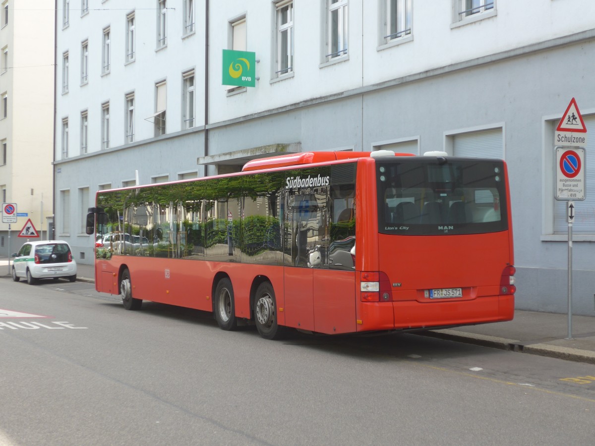 (160'563) - Aus Deutschland: SBG Freiburg - FR-JS 571 - MAN am 17. Mai 2015 in Basel, Claragraben
