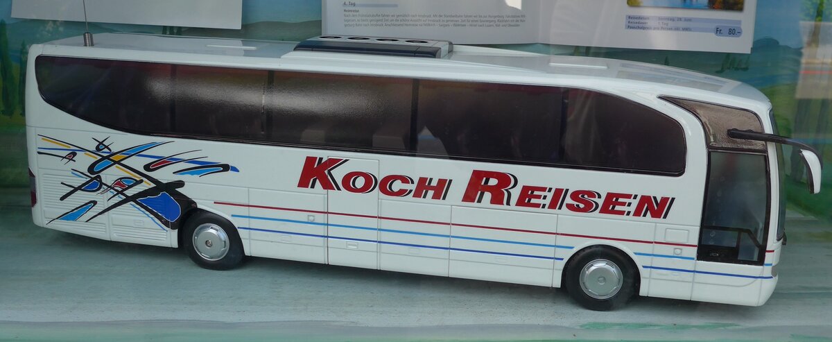 (160'921) - Koch, Giswil - Mercedes am 24. Mai 2015 in Sarnen (Modell)