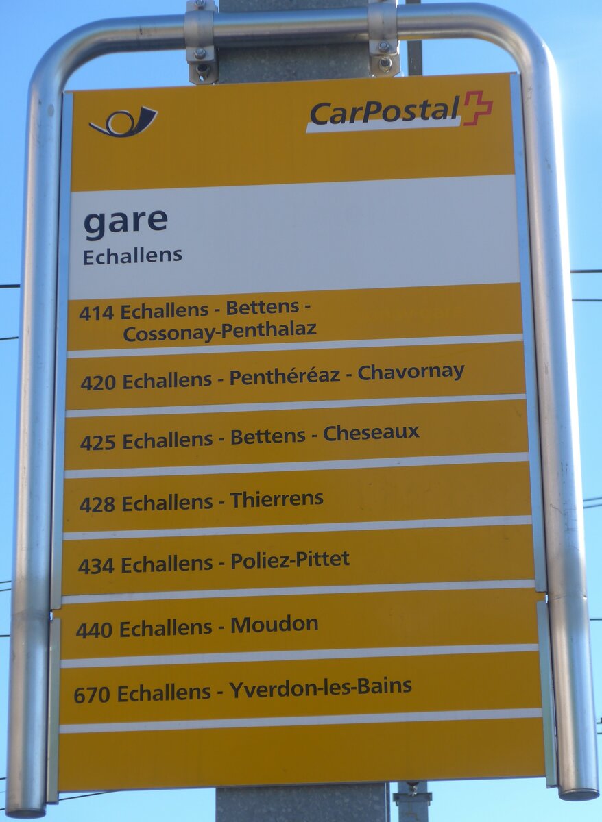 (161'397) - PostAuto-Haltestellenschild - Echallens, gare - am 28. Mai 2015