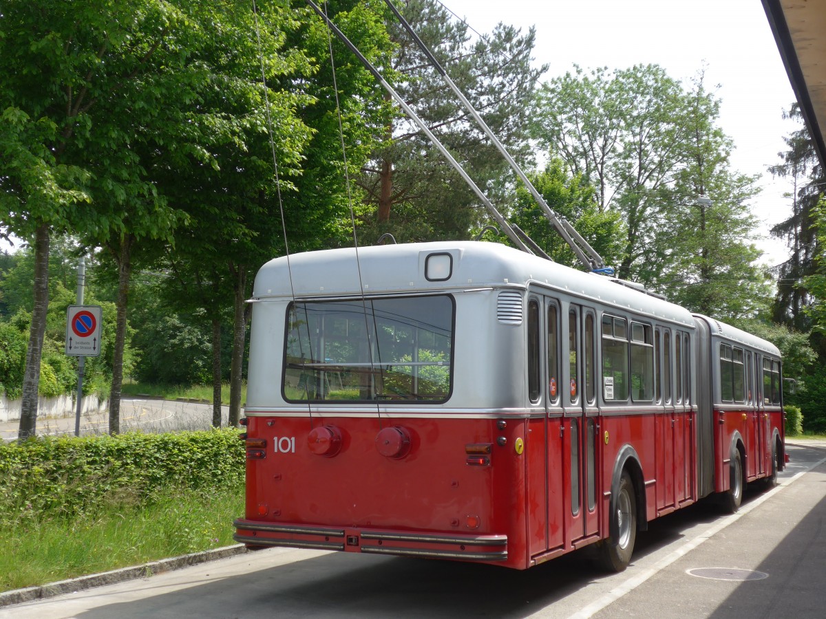(161'642) - VW Winterthur - Nr. 101 - FBW/SWS Gelenktrolleybus am 31. Mai 2015 in Winterthur, Oberseen