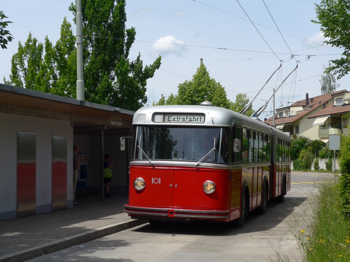 (161'643) - VW Winterthur - Nr. 101 - FBW/SWS Gelenktrolleybus am 31. Mai 2015 in Winterthur, Oberseen