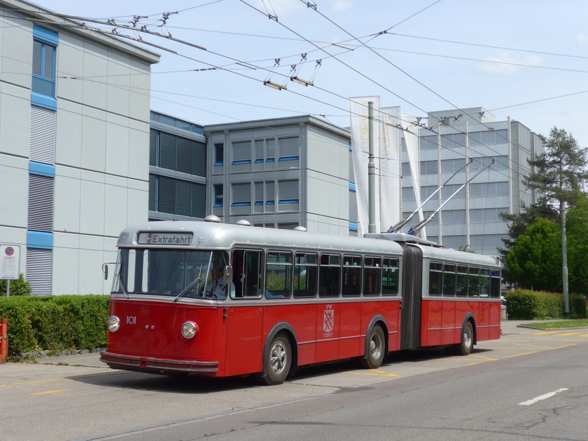 (161'654) - VW Winterthur - Nr. 101 - FBW/SWS Gelenktrolleybus am 31. Mai 2015 in Winterthur, Strahlegg