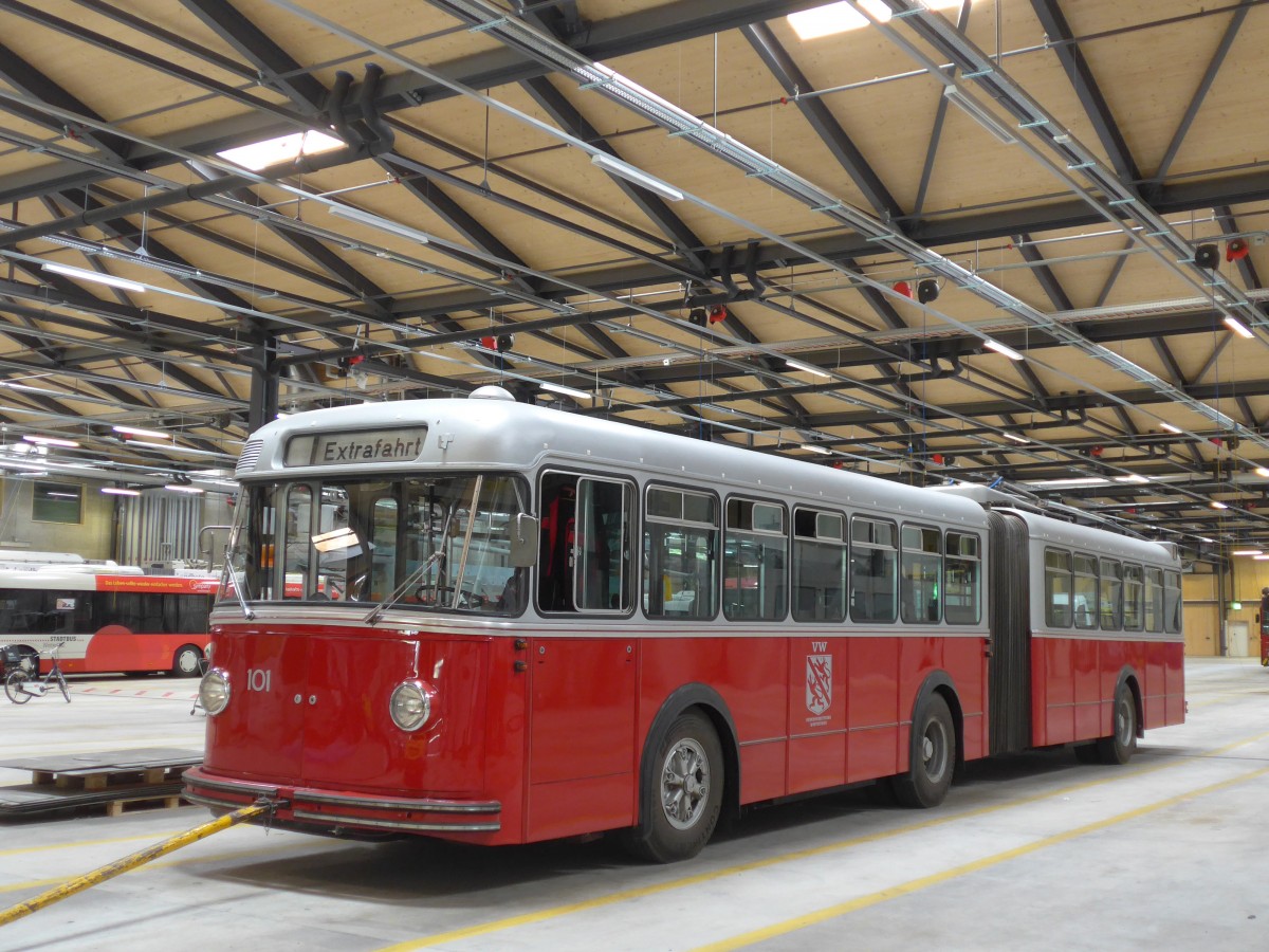 (161'670) - VW Winterthur - Nr. 101 - FBW/SWS Gelenktrolleybus am 31. Mai 2015 in Winterthur, Depot Grzefeld