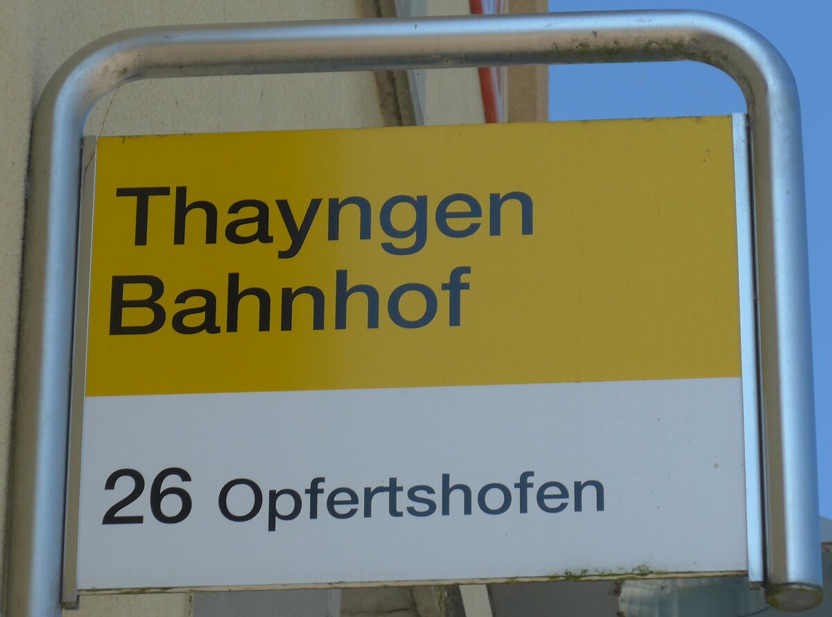 (161'757) - SB-Haltestellenschild - Thayngen, Bahnhof - am 6. Juni 2015