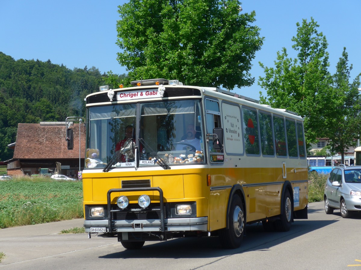 (161'870) - Oberhnsli, Thayngen - SH 60'062 U - FBW/Tscher (ex Bus-Halter, Wil Nr. 9) am 6. Juni 2015 in Thayngen, Saurertreffen