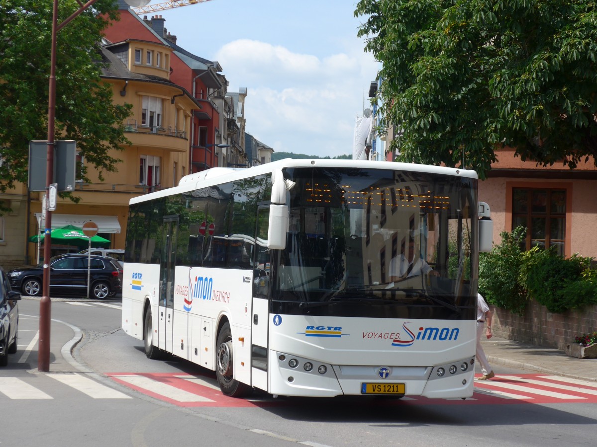 (162'595) - Simon, Diekirch - VS 1211 - Temsa am 25. Juni 2015 beim Bahnhof Ettelbruck