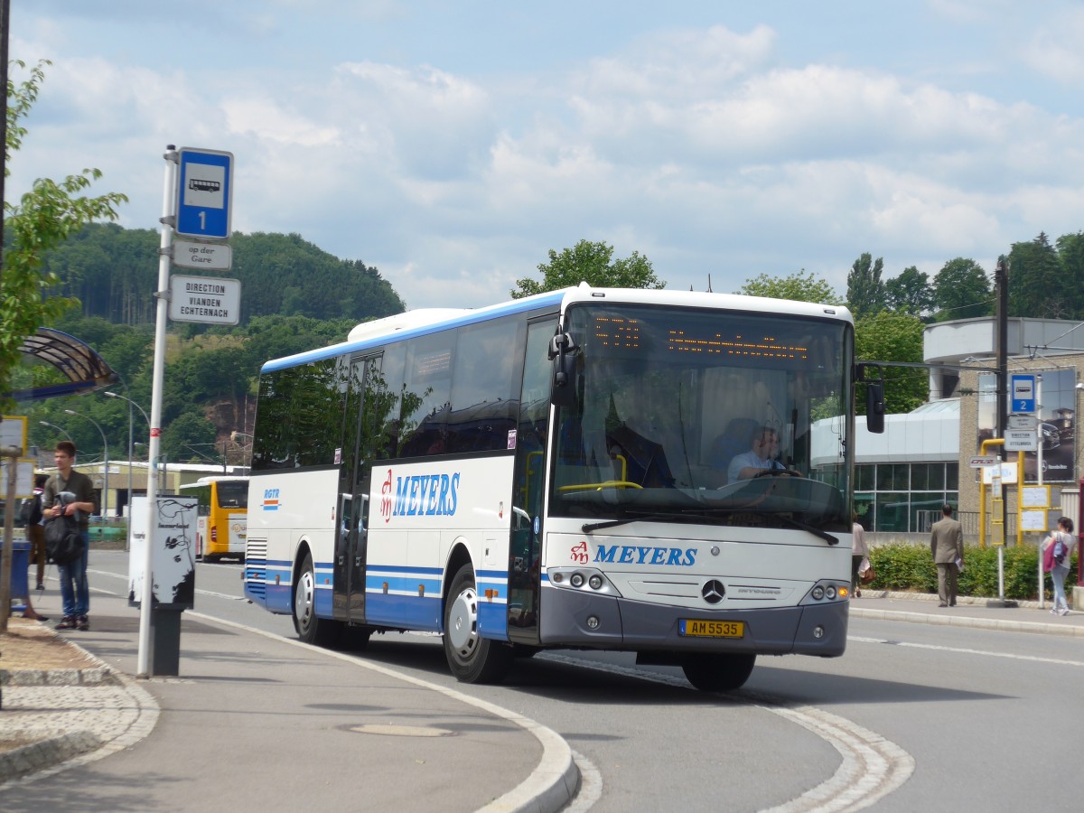 (162'625) - Meyers, Flebour - AM 5535 - Mercedes am 25. Juni 2015 beim Bahnhof Diekirch