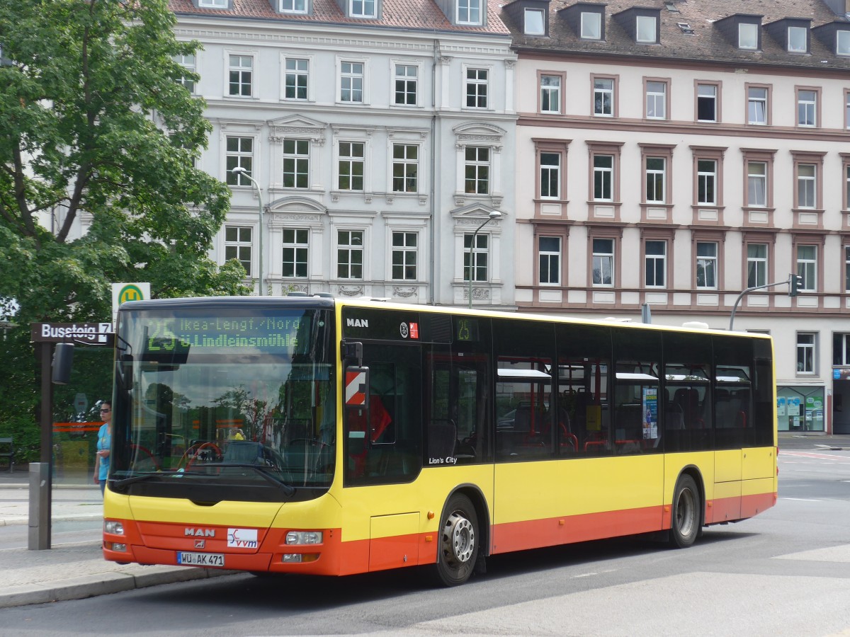 (162'729) - NVG Wrzburg - Nr. 471/W-AK 471 - MAN am 27. Juni 2015 beim Bahnhof Wrzburg