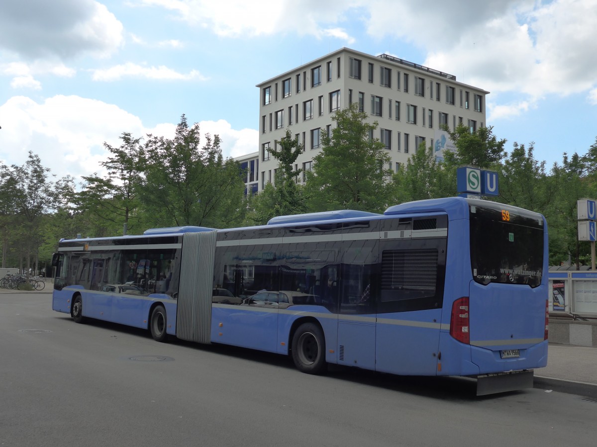(162'856) - Watzinger, Mnchen - M-WA 9566 - Mercedes am 28. Juni 2015 in Mnchen, Bahnhof Giesing