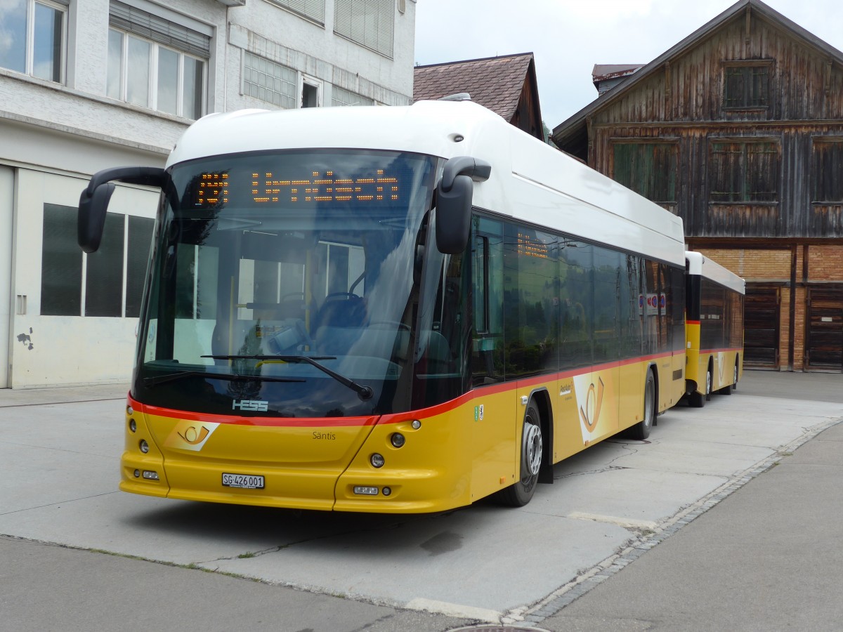(163'207) - PostAuto Ostschweiz - SG 426'001 - Hess am 2. August 2015 in Urnsch, Garage