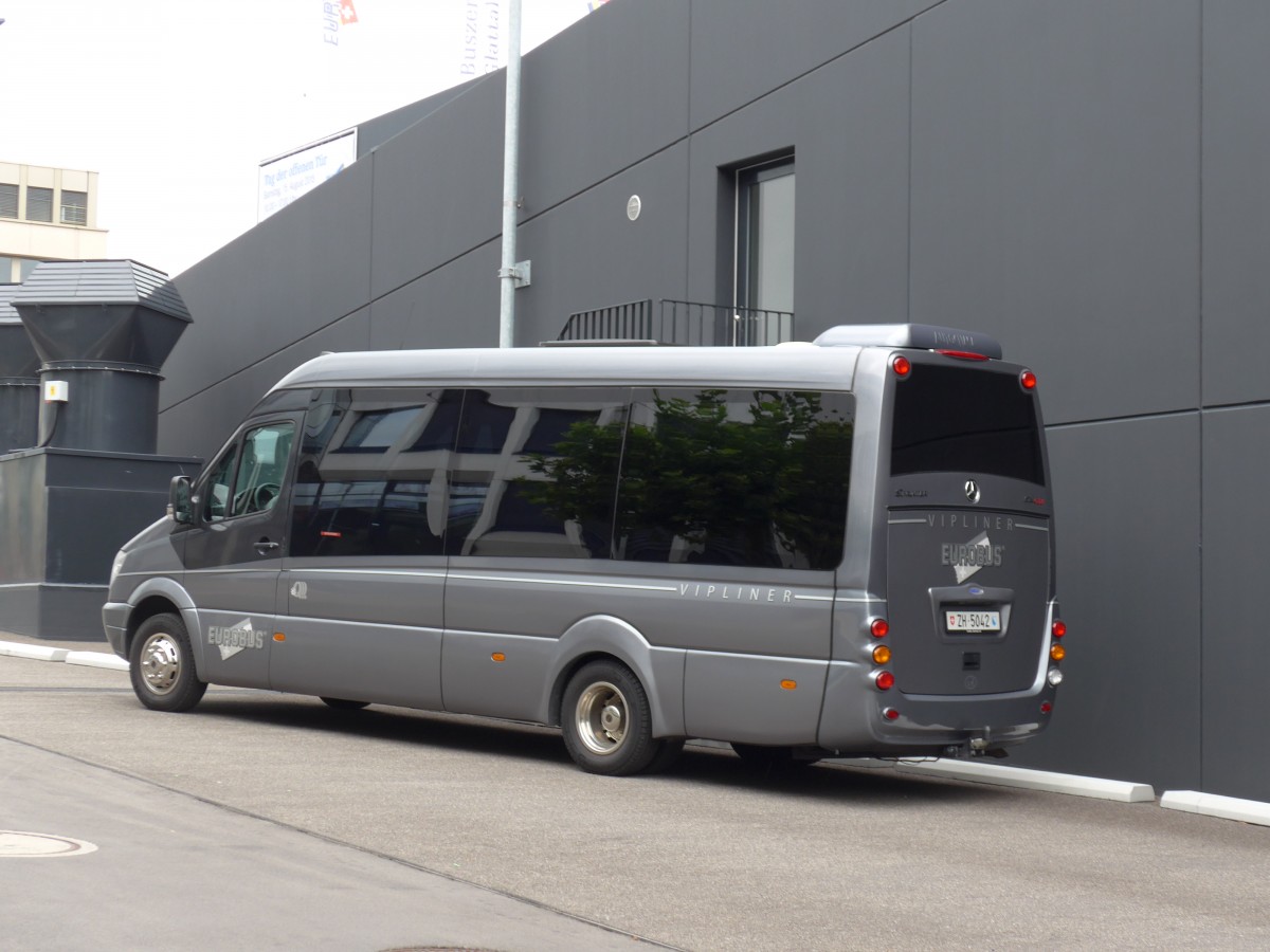 (163'398) - Welti-Furrer, Bassersdorf - Nr. 42/ZH 5042 - Mercedes am 15. August 2015 in Bassersdorf, Buszentrum Glattal