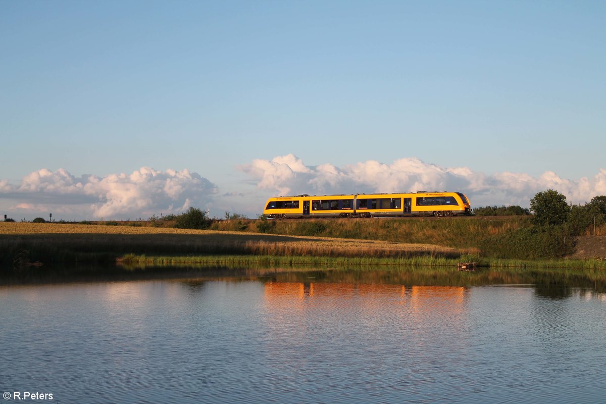 1648 704 als OPB79743 Marktredwitz - Regensburg südlich von Wiesau. 11.07.20