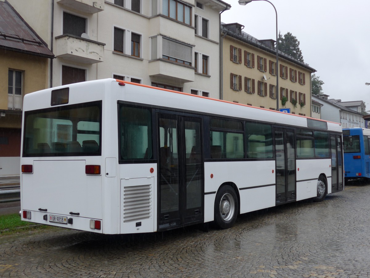(164'920) - Meyer, Gschenen - UR 9218 - Mercedes (ex BSU Solothurn Nr. 65; ex BSU Solothurn Nr. 59) am 16. September 2015 beim Bahnhof Airolo