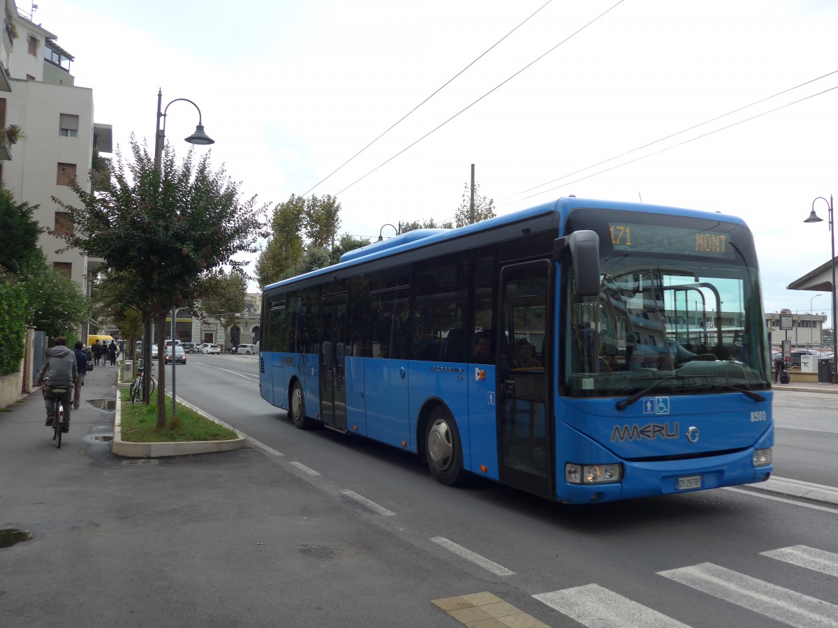 (165'795) - Merli, Rimini - Nr. 8501/DY-297 RF - Irisbus am 25. September 2015 beim Bahnhof Rimini