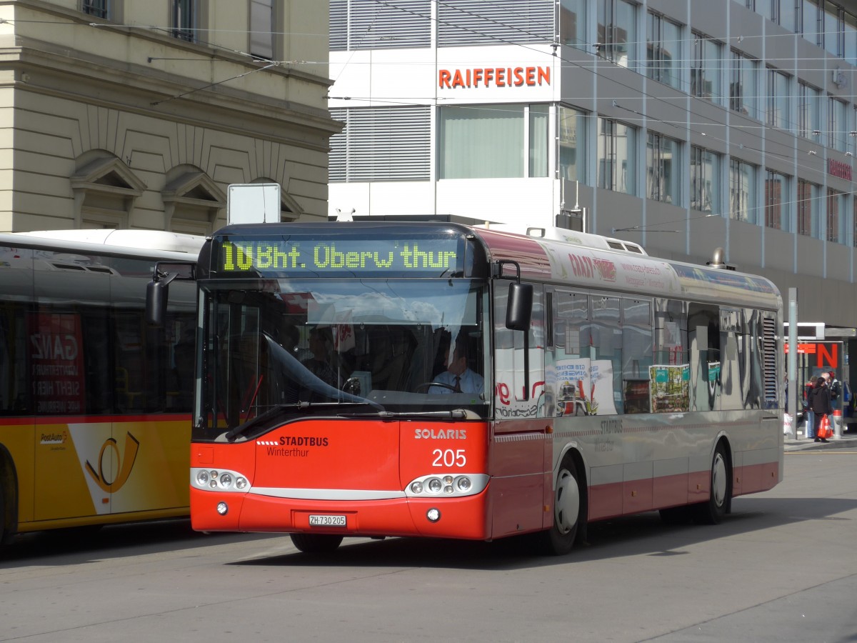 (165'922) - SW Winterthur - Nr. 205/ZH 730'205 - Solaris am 26. September 2015 beim Hauptbahnhof Winterthur
