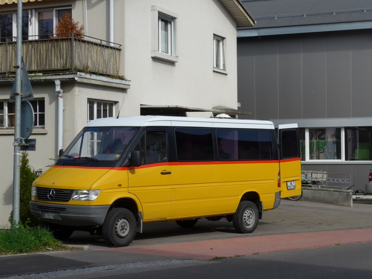 (166'224) - Althaus, Kernenried - BE 111'736 - Mercedes am 12. Oktober 2015 in Kernenried